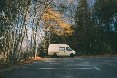 camping-adventure-concept